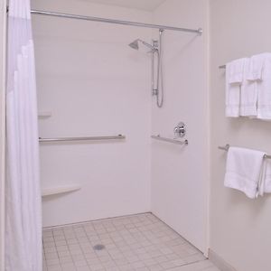 Queen Room Two Queen Beds Disability Access